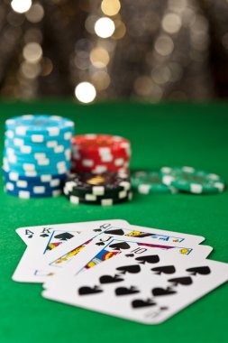 kudamas168 platform interface showing sportsbook, live dealer, and slot game categories